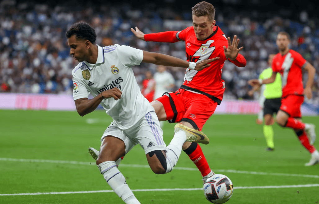 雷火电竞下载-维戈塞尔塔逆袭反超，主场凭实力豪取三分的简单介绍