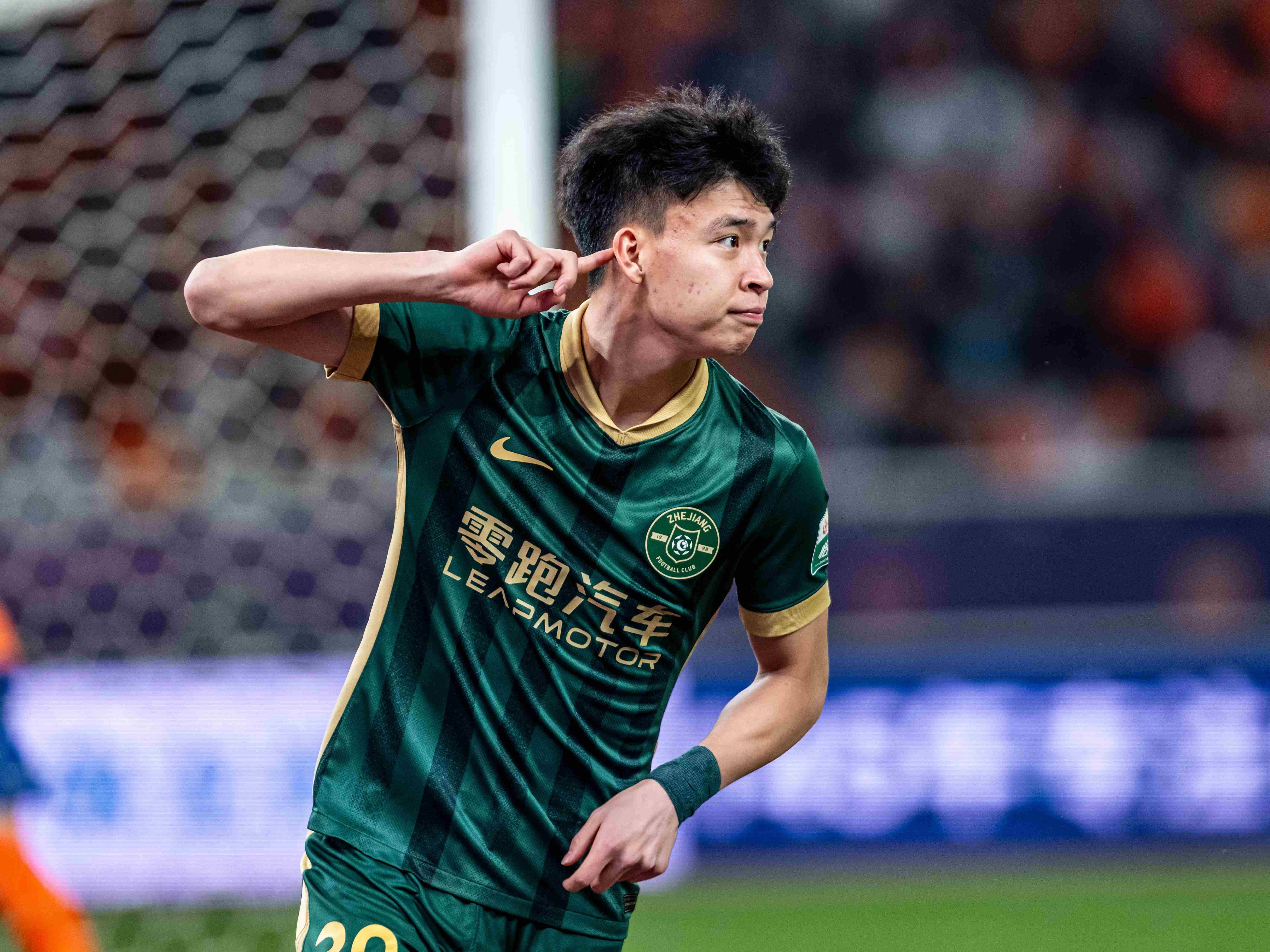 强劲球队在国内顶级联赛中称霸 强劲球队在国内顶级联赛中称霸