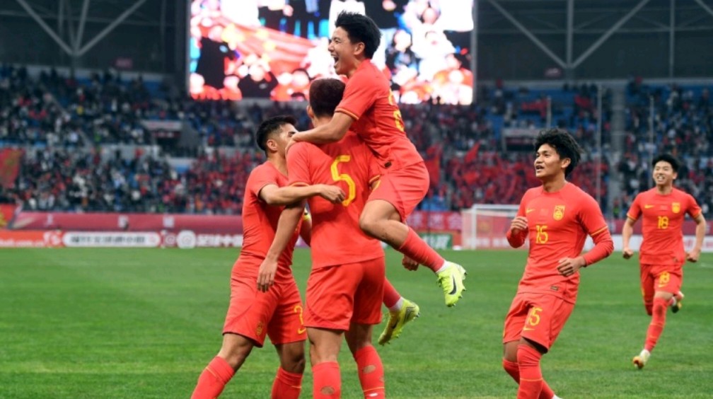 中国足球职业赛事激情开赛,球队斗志昂扬迎接挑战的简单介绍 中国足球职业赛事激情开赛,球队斗志昂扬迎接挑战的简单介绍