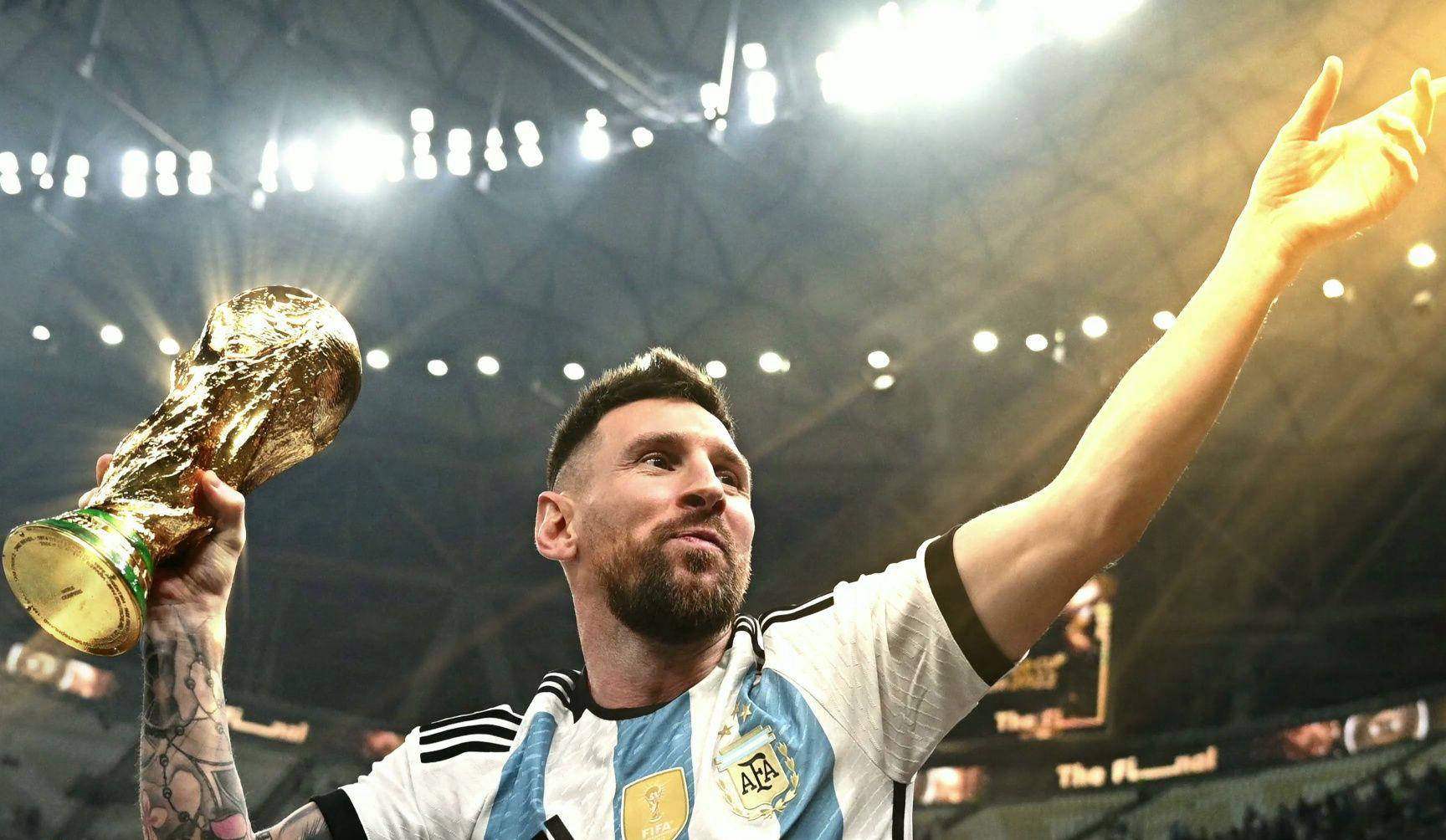 阿根廷足球巨星梅西为阿根廷足球队打进制胜球的简单介绍 阿根廷足球巨星梅西为阿根廷足球队打进制胜球的简单介绍