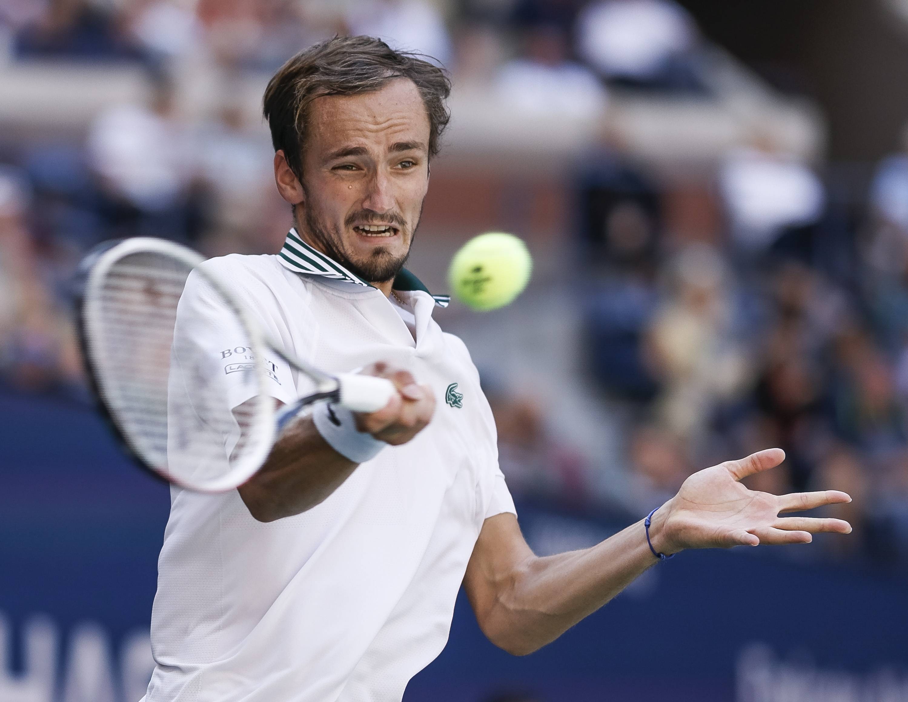 美网鏖战法网，梅德韦杰夫高光表现的简单介绍