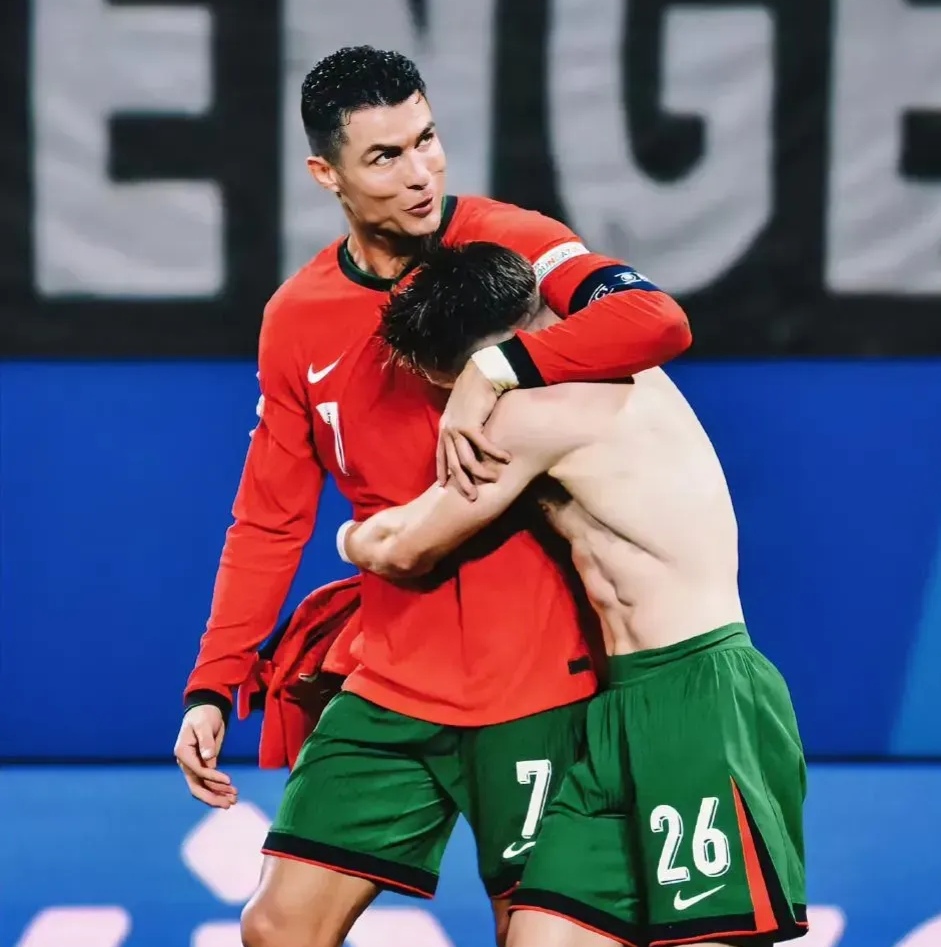 包含葡萄牙队绝杀德国队，王皓惊艳四座的词条