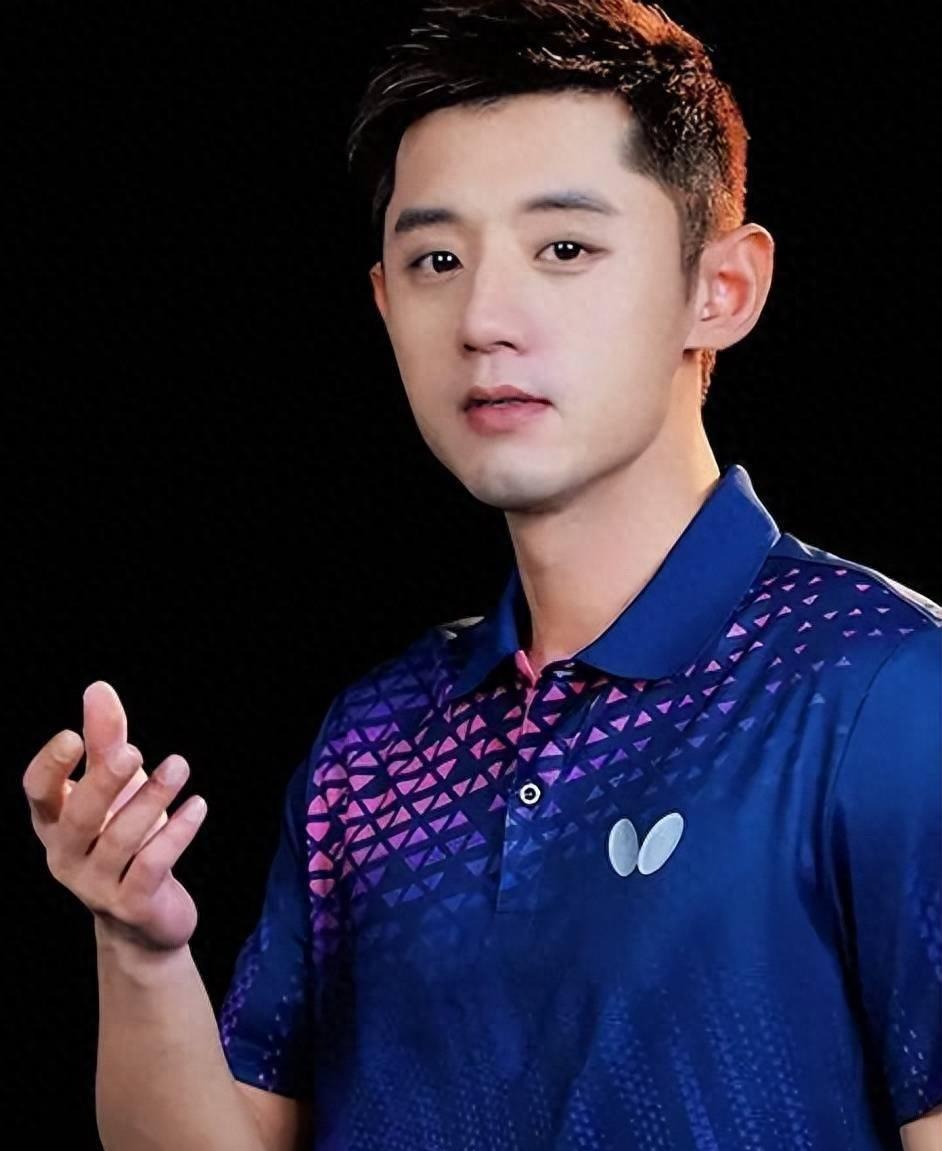 日本队横扫英格兰队，张继科高光表现的简单介绍