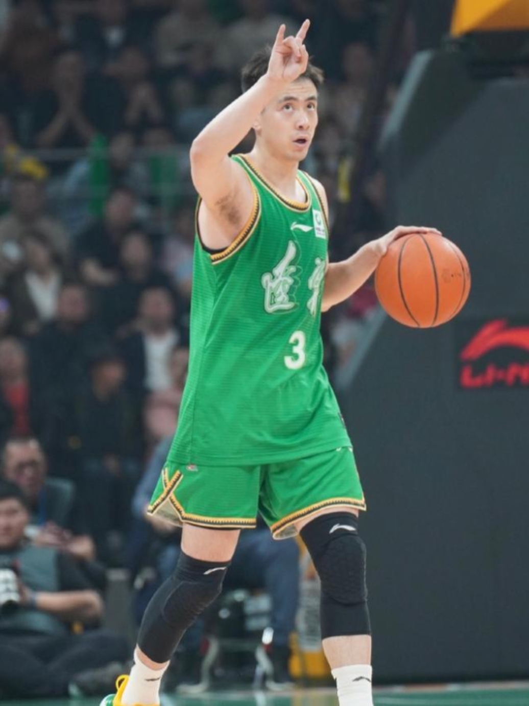 包含辽宁队绝杀北京队，赵继伟惊艳四座的词条