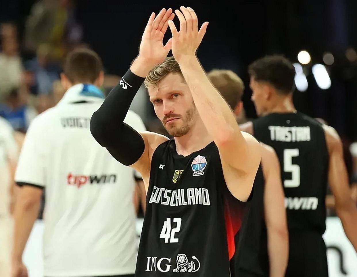 德国球队在国际比赛中展现出优秀实力