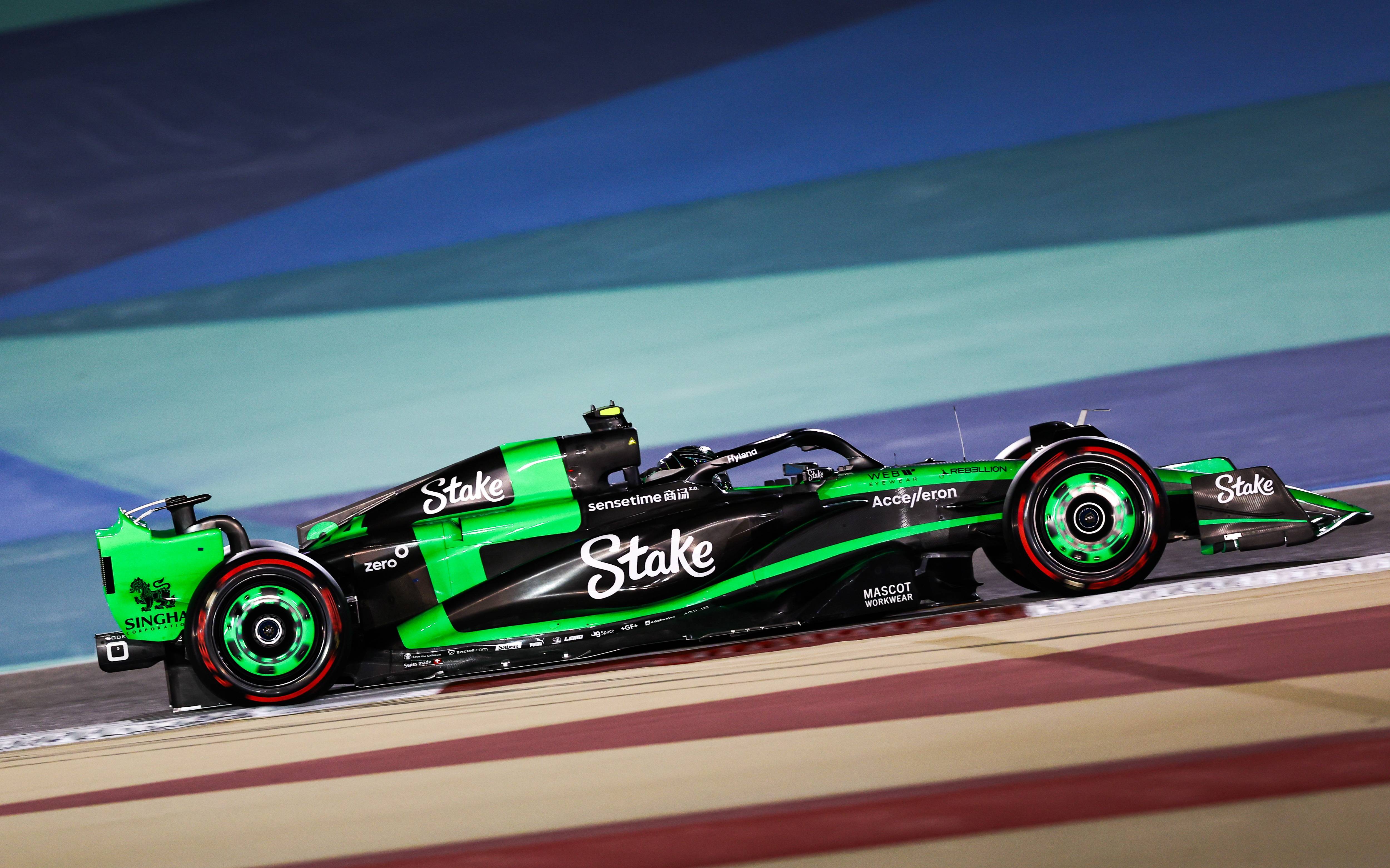 雷火电竞简介-索伯车队绝杀红牛车队，勒克莱尔扛起全队