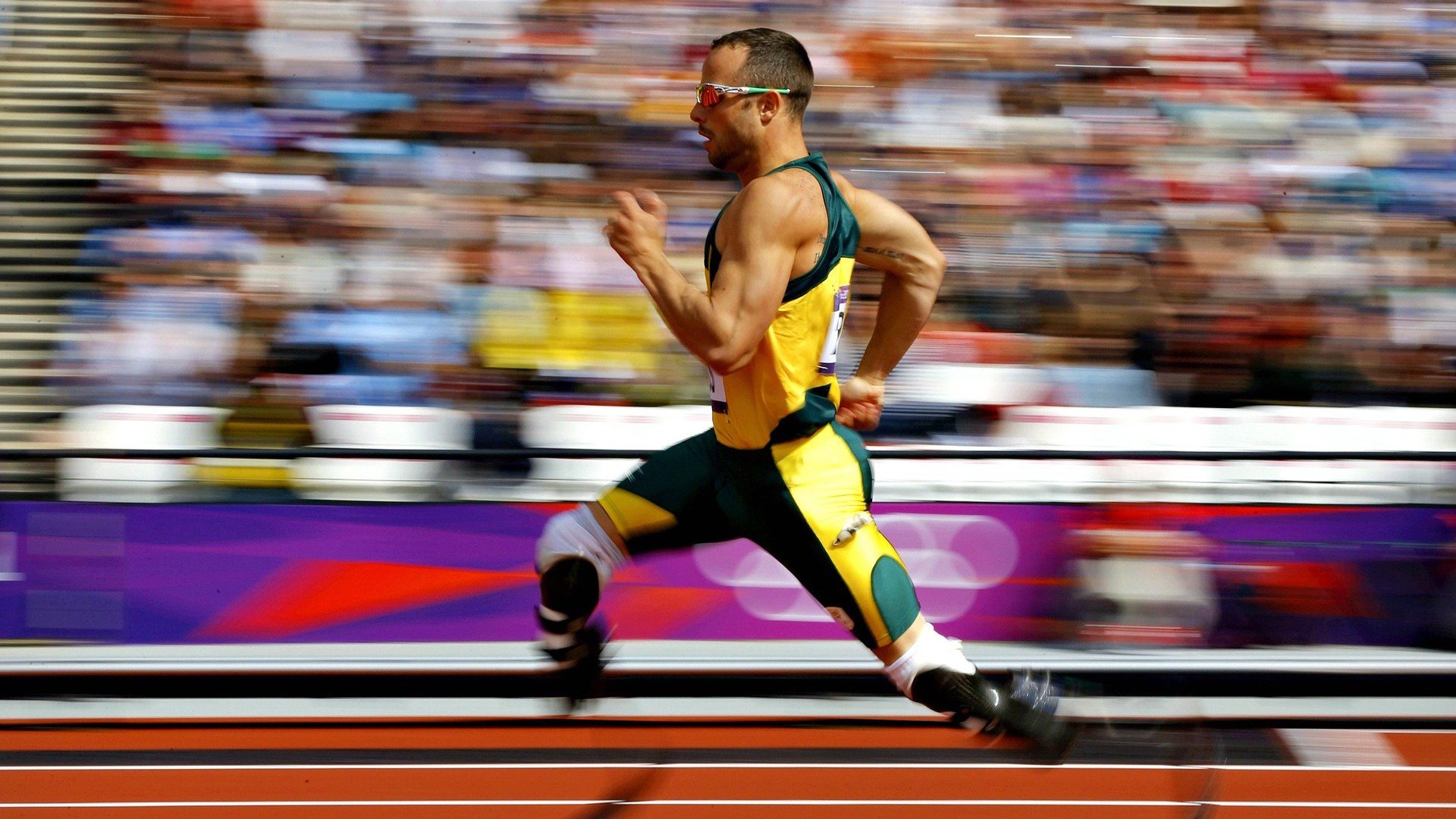 圣城的足球心跳，当马刺精神跨越篮球场