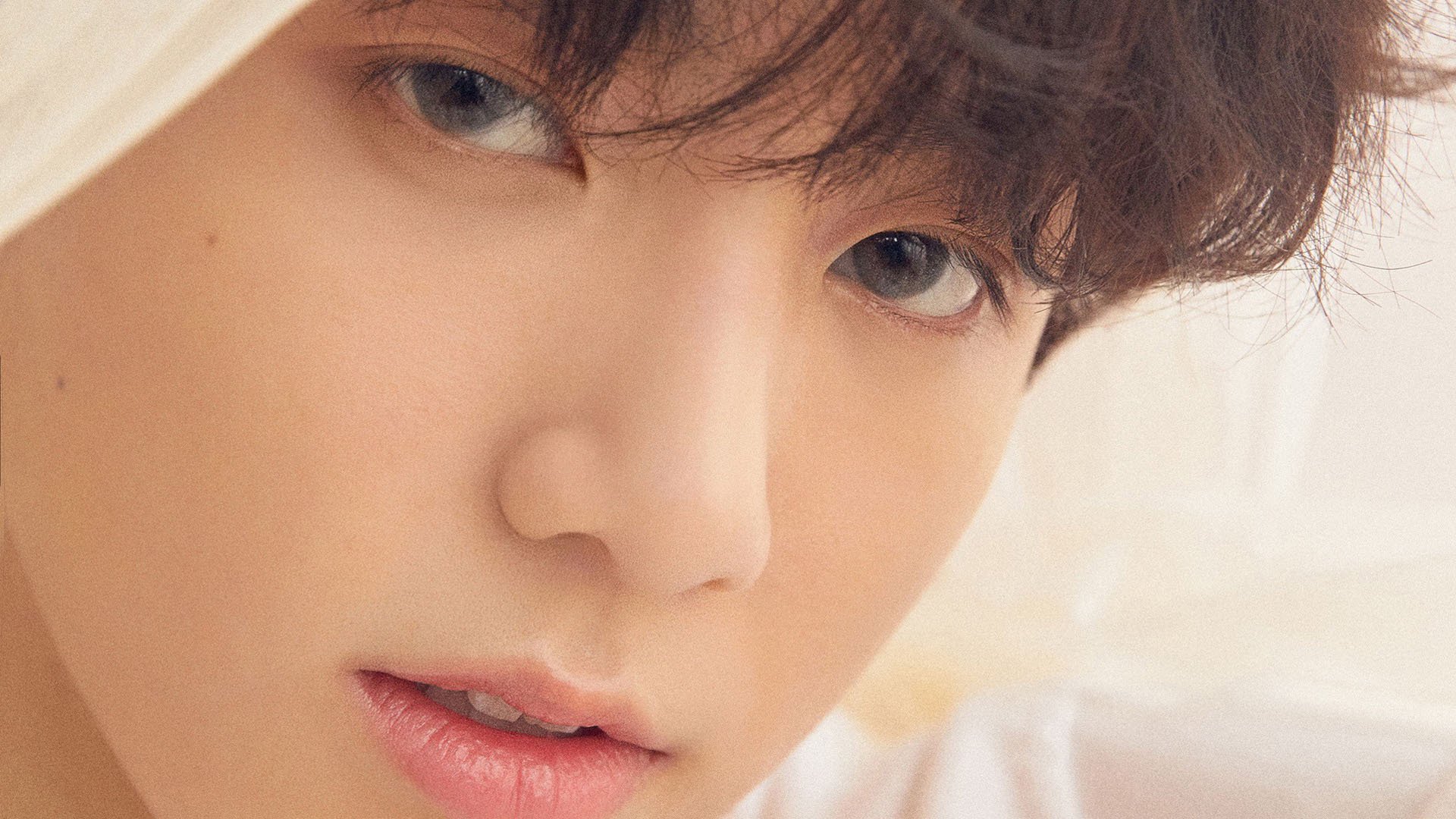 雷火电竞简介-京多安战术导弹引爆，黄色潜水艇被瞬间击沉