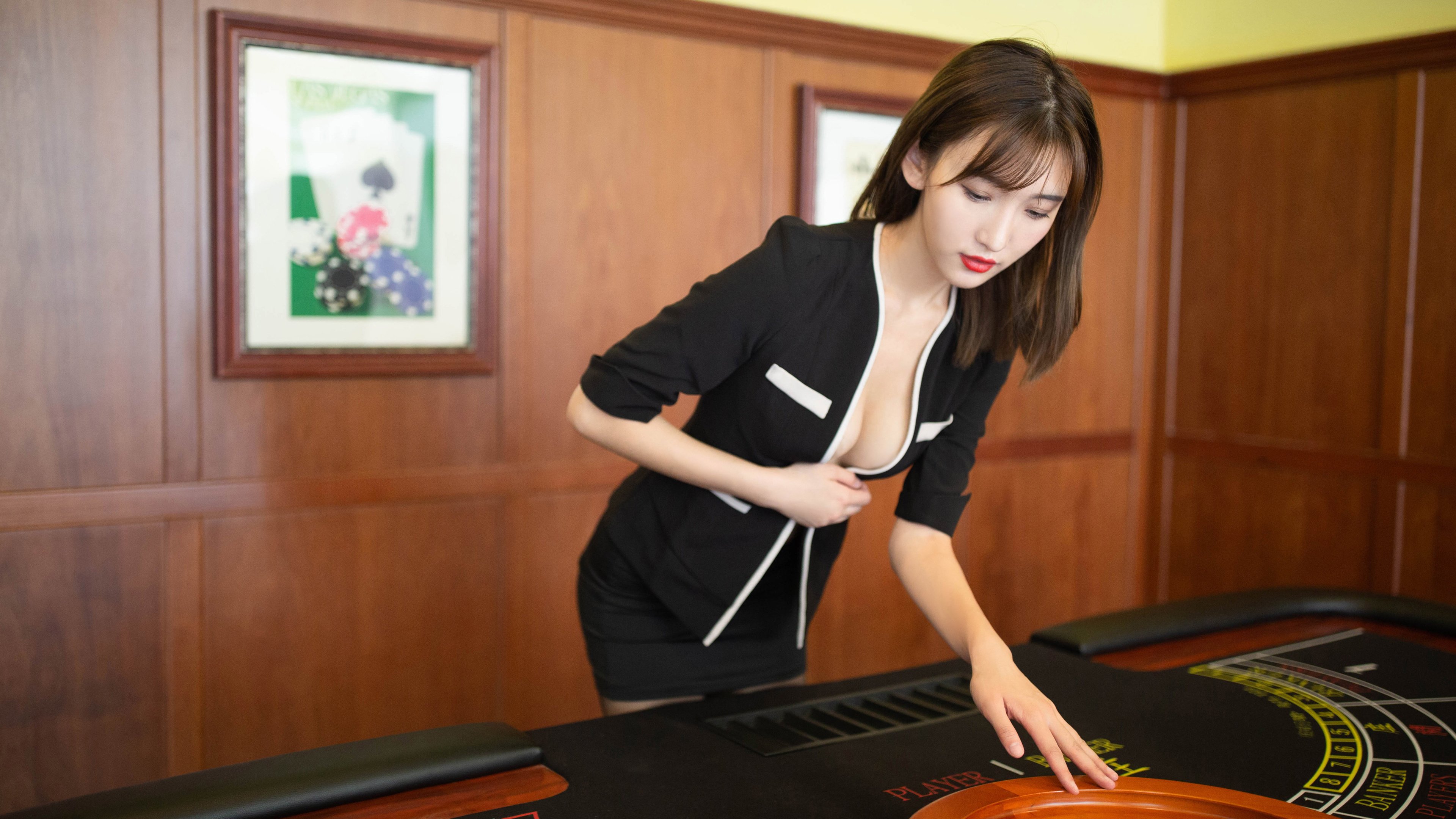 雷火电竞网站-双重破壁，山西震撼湖人，班凯罗照亮欧洲之夜