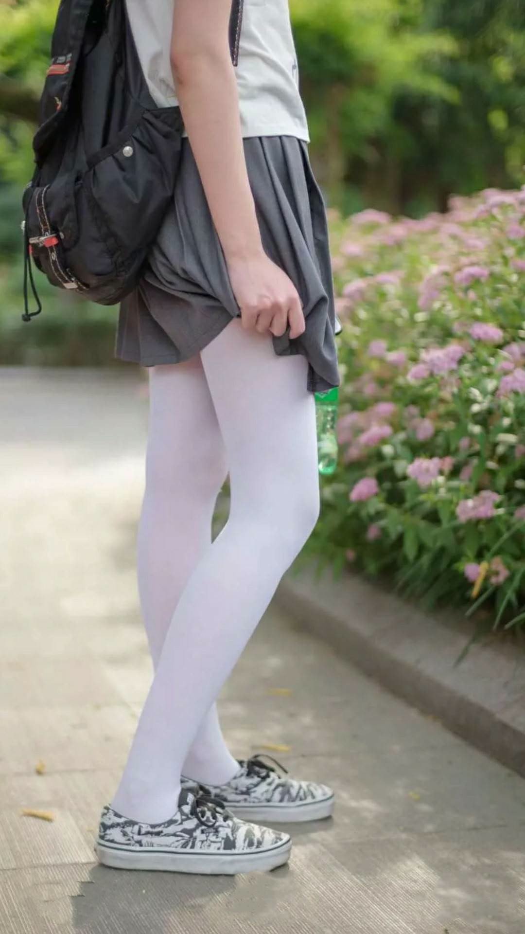 雷火电竞充值-逆流者，当德罗赞用复古魔术击溃雷霆，他在证明篮球不止一种答案